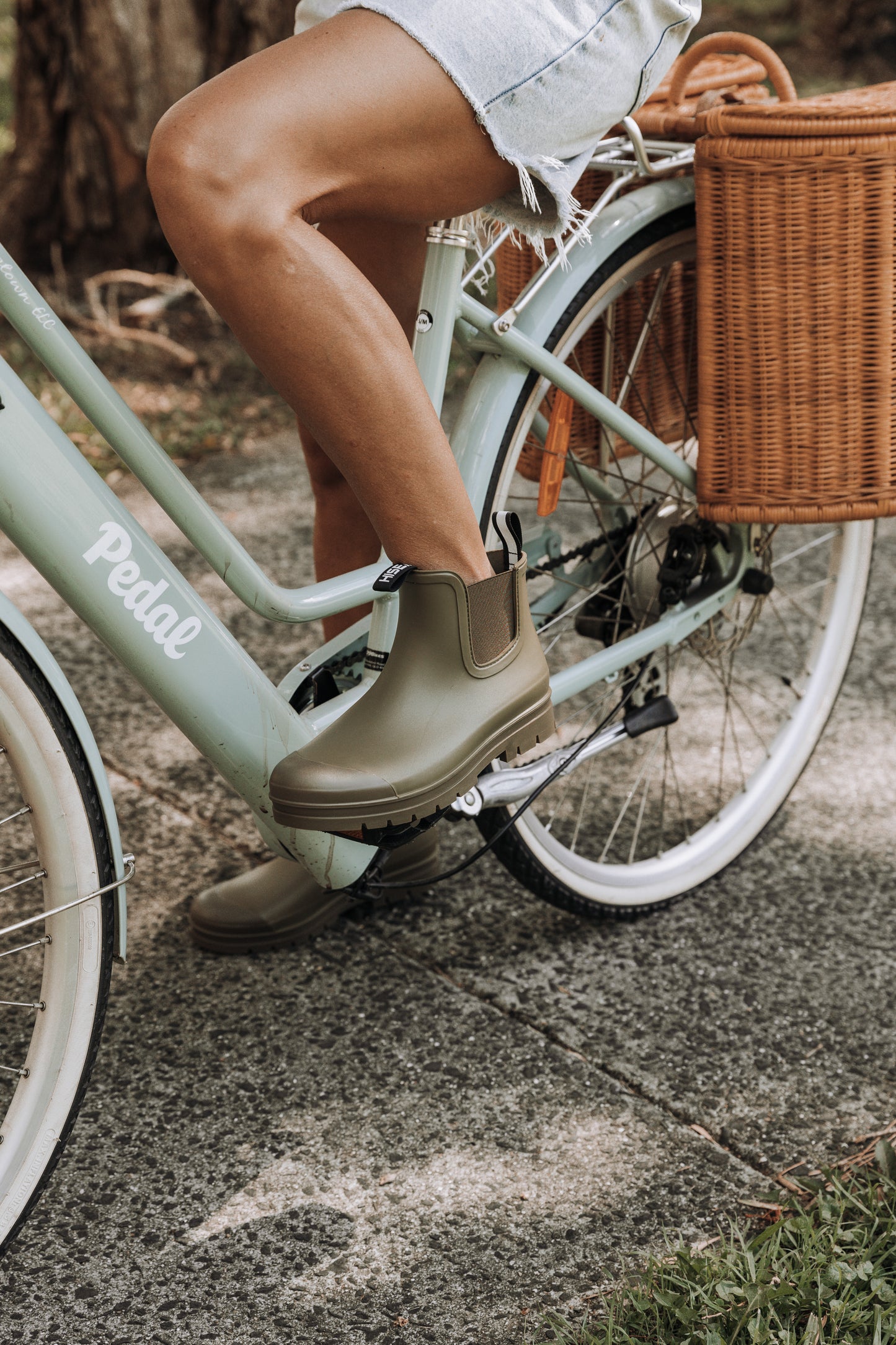 Aura classic Woman's Chelsea Matt Rain Boot